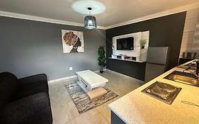 163 On Bez Unit 20
